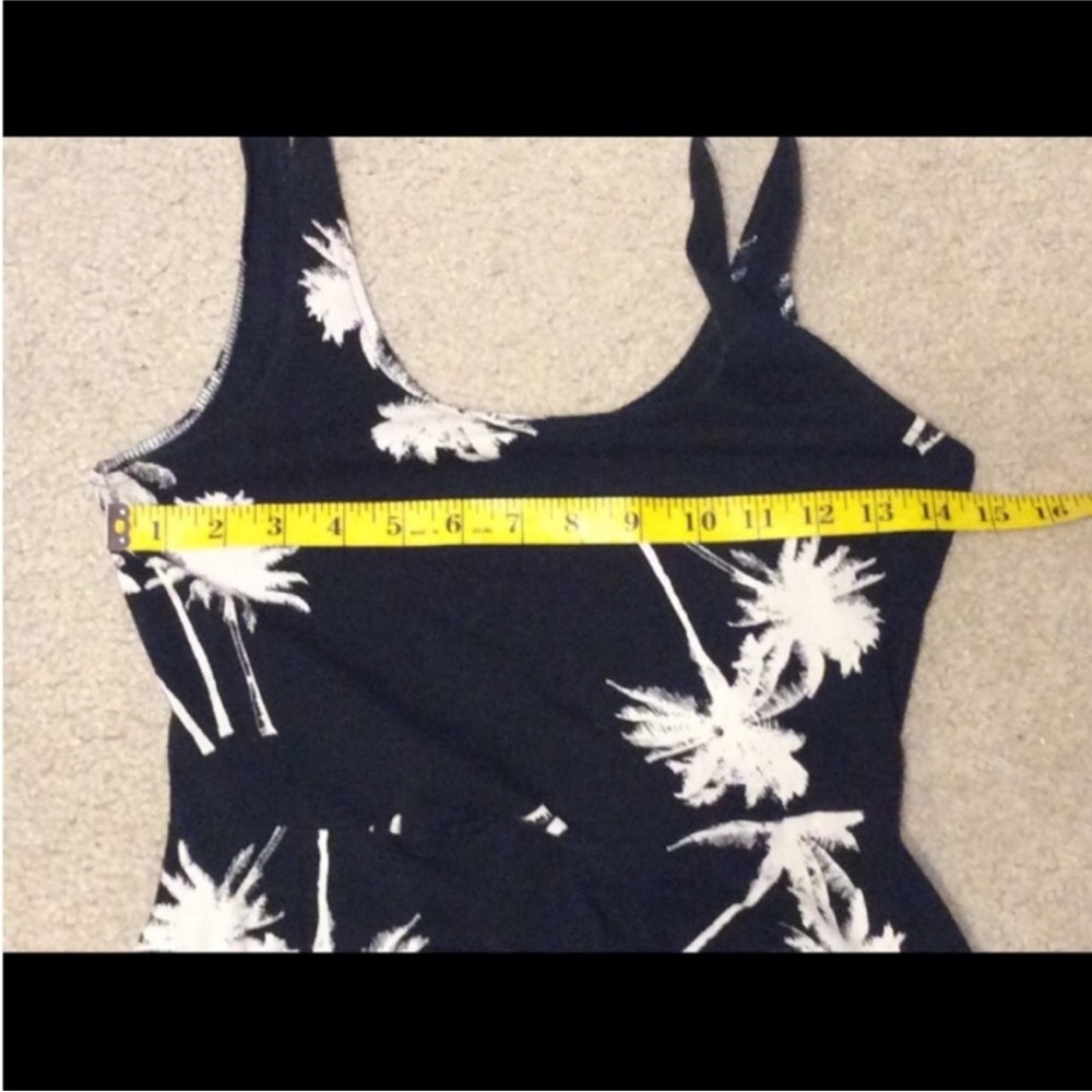 PINK VICTORIA’S SECRET Black And White SLEEVELESS Skater Dress Size SMALL - Picture 6 of 10